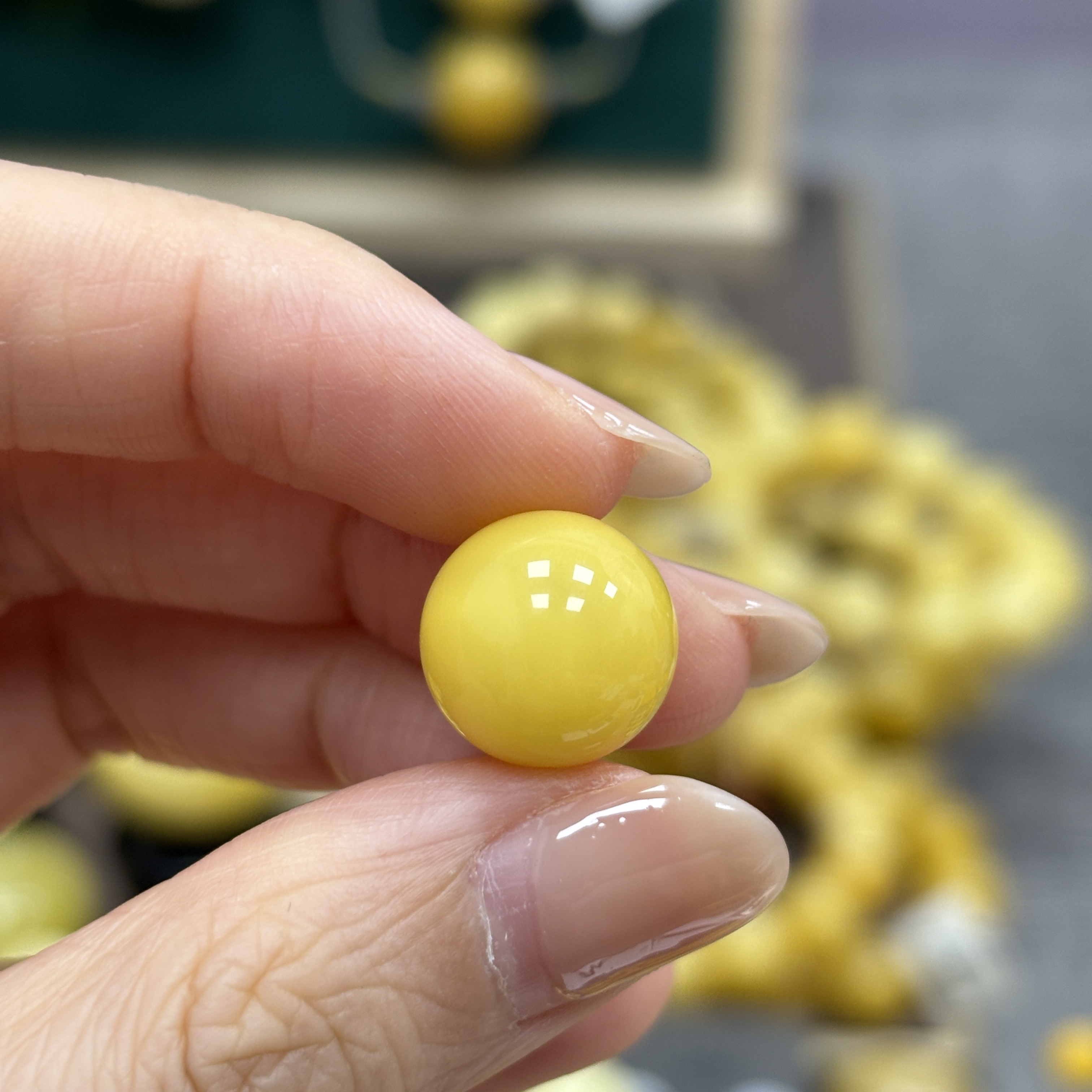 12.7mm 小妖珠宝天然原矿琥珀蜜蜡