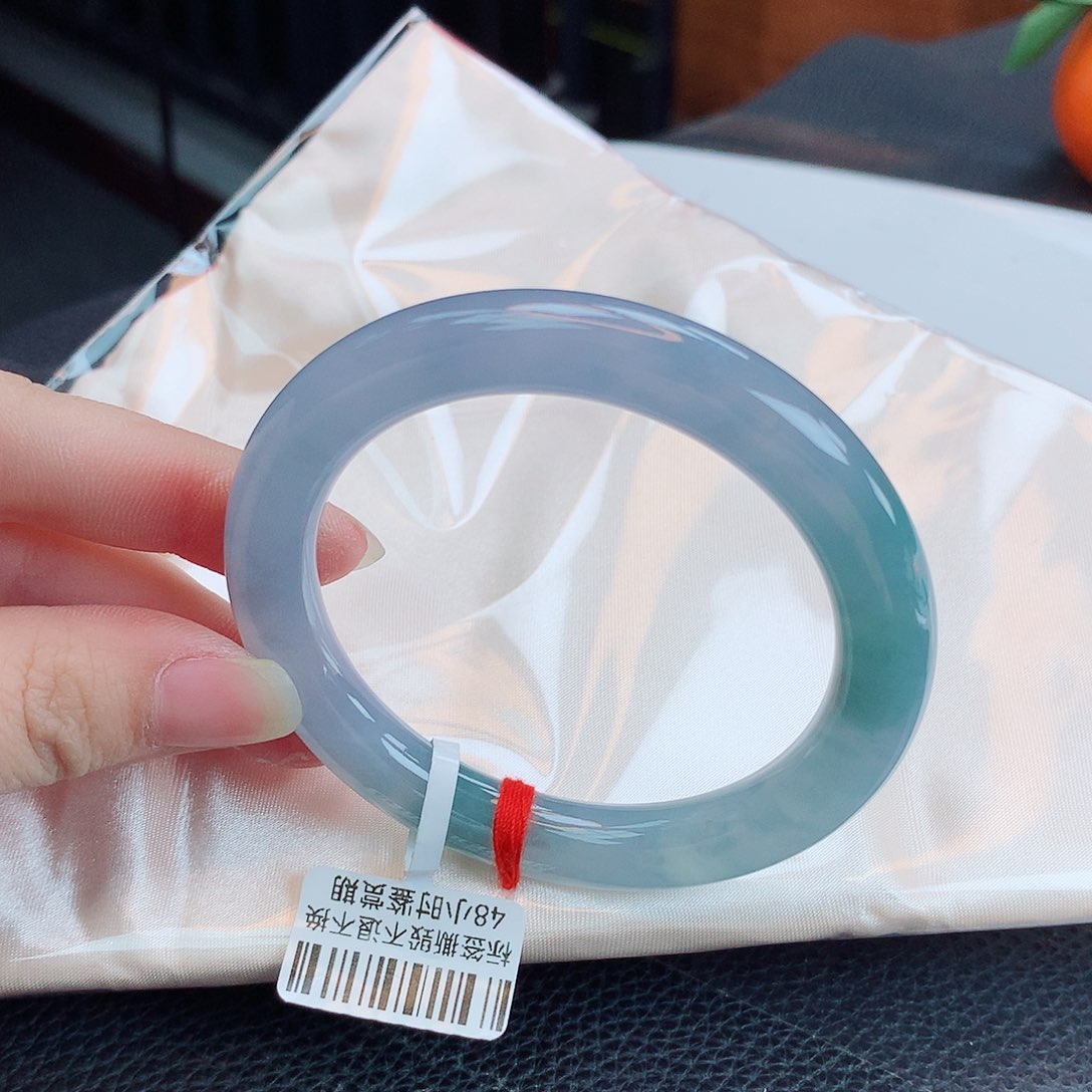 翡翠手镯未镶嵌缅甸天然翡翠A货