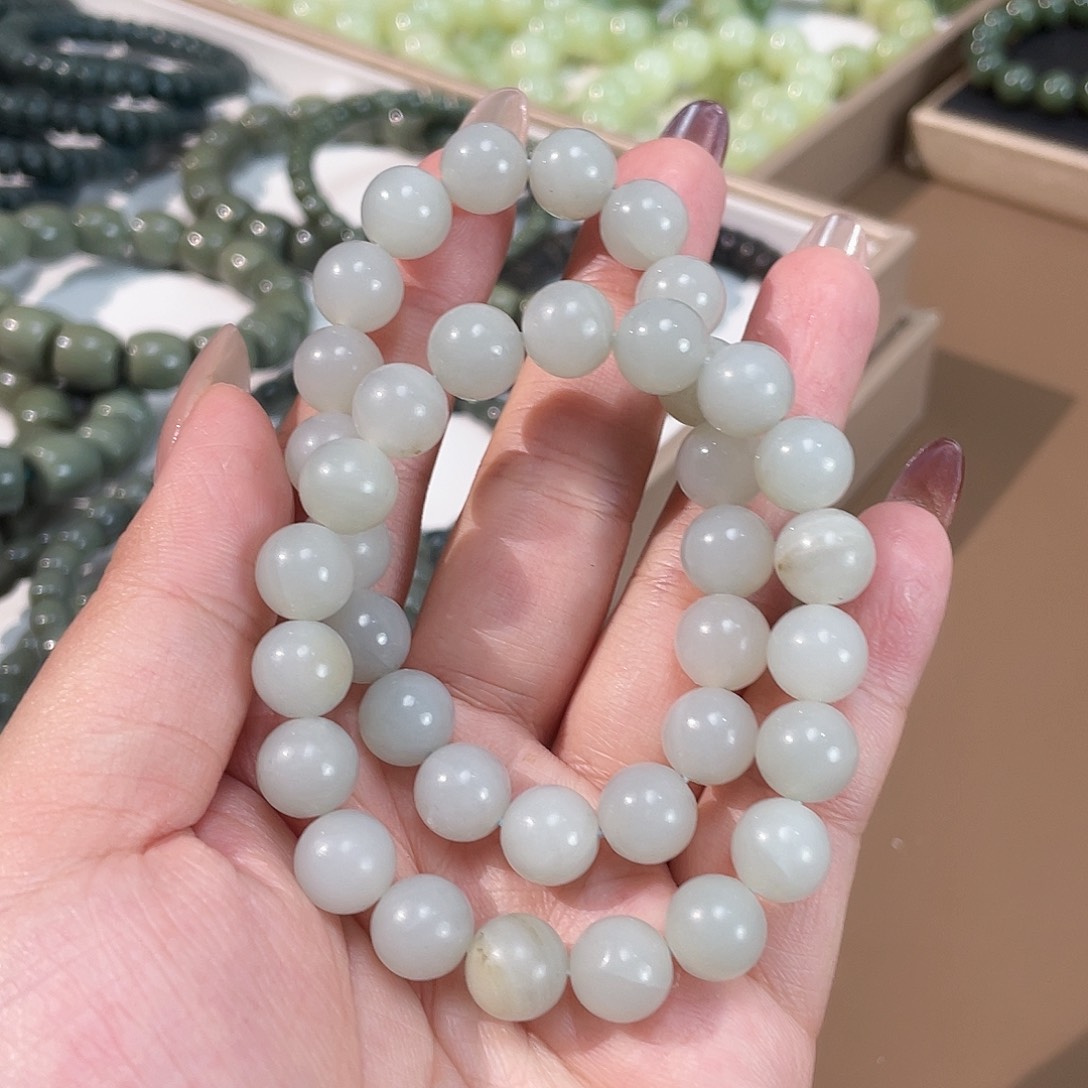 和田玉手链未镶嵌