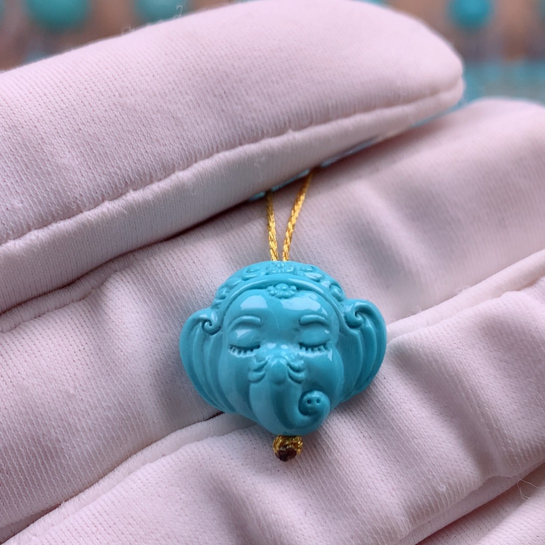 绿松石未镶嵌珠宝奇石