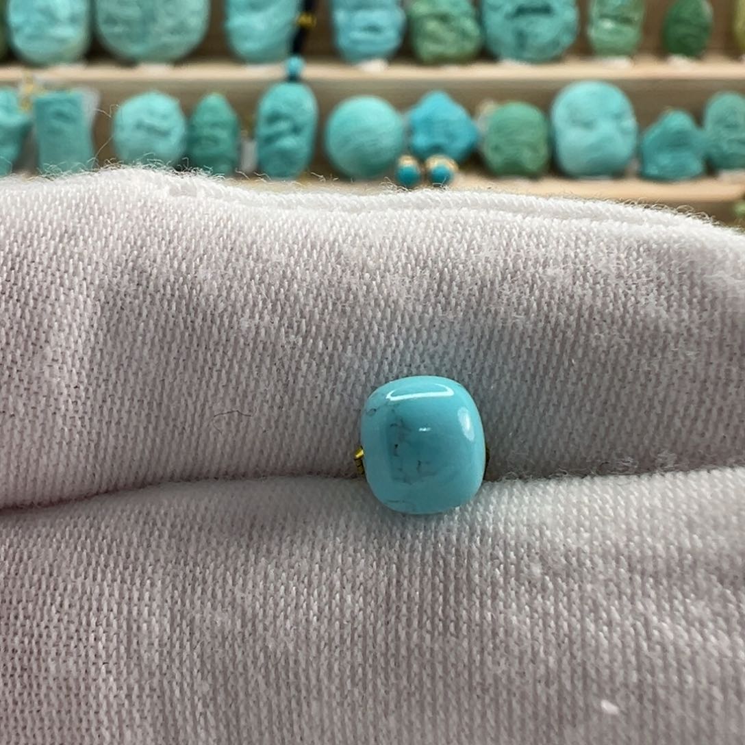 未镶嵌绿松石老型珠6.7x5.9mm