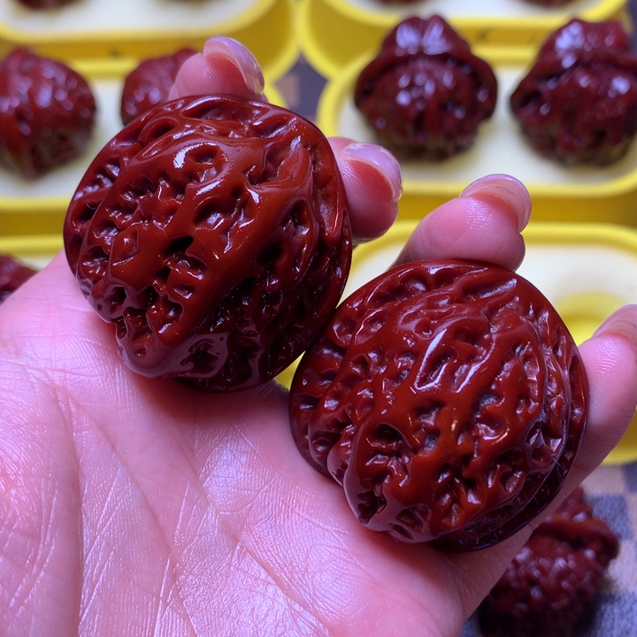 文玩核桃吊坠苹果园40