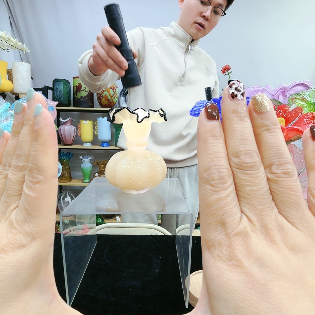 福利不退不换琉璃艺术品