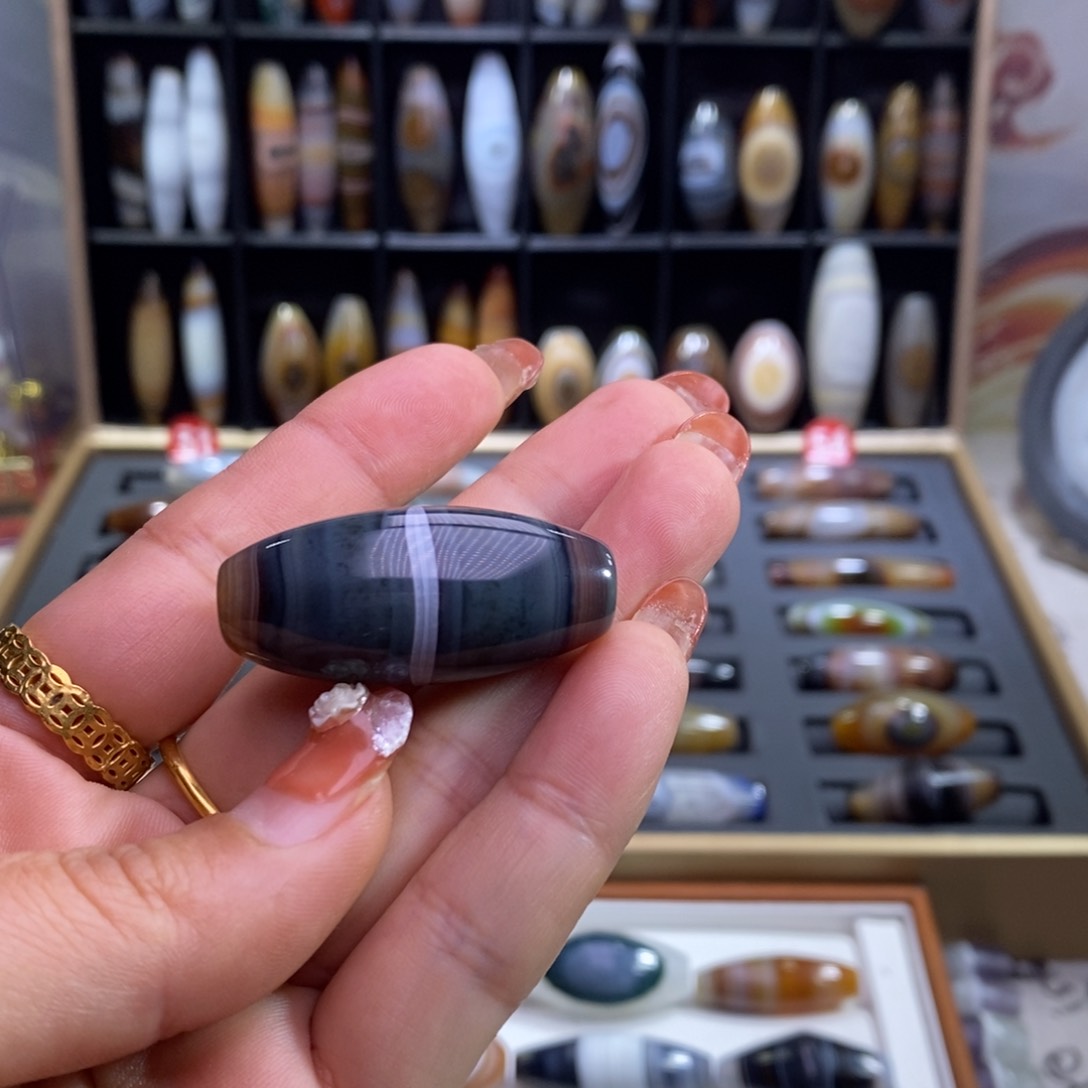 合金颈饰玛瑙/玉髓