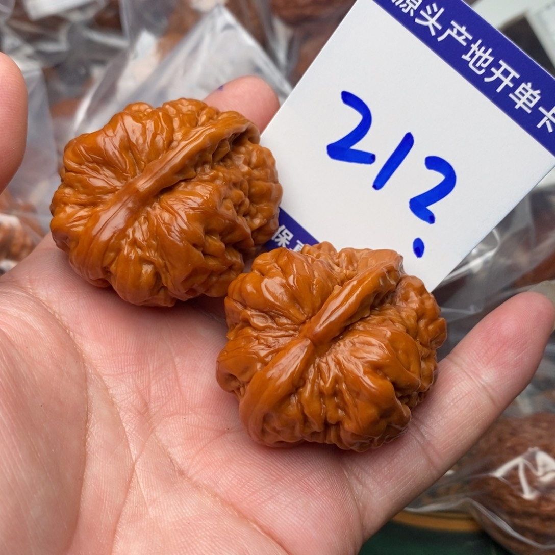 把件文玩核桃一根筋