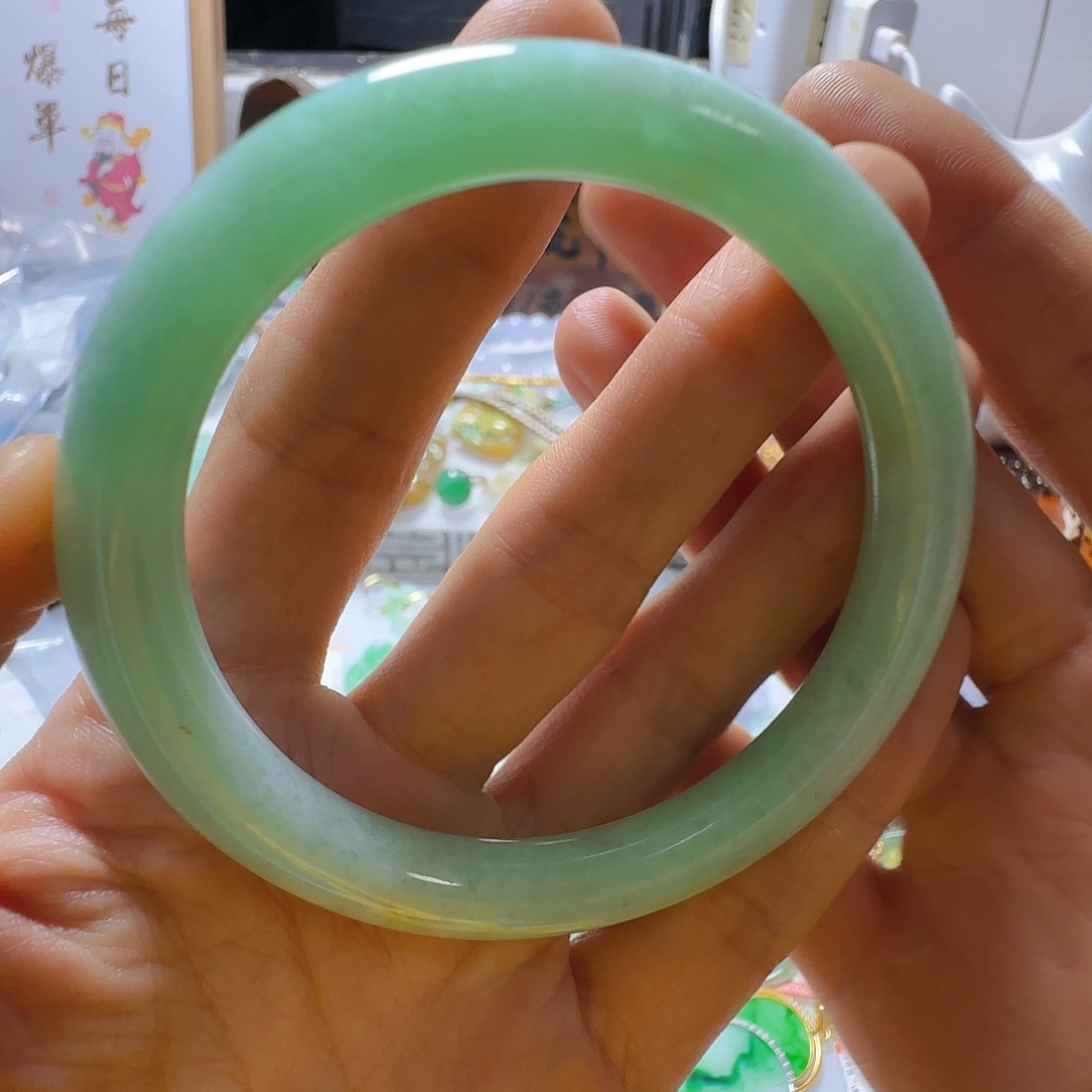 翡翠未镶嵌手镯翡翠2200
