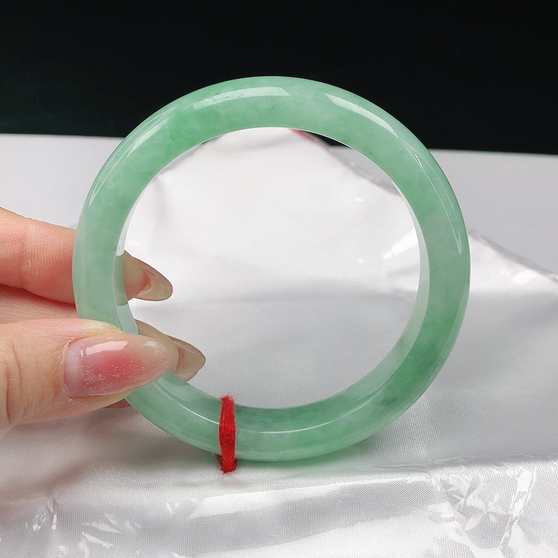 翡翠手镯未镶嵌翡翠117