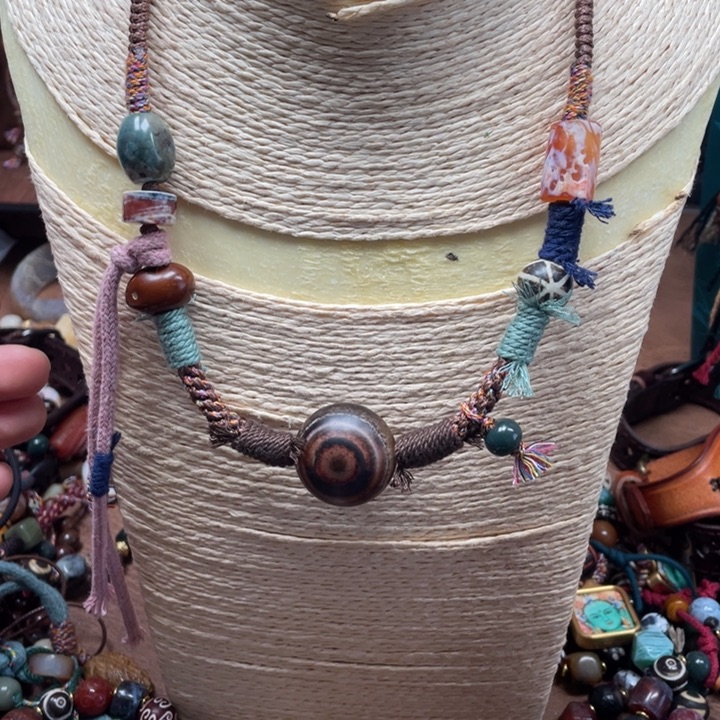 玛瑙/玉髓颈饰未镶嵌