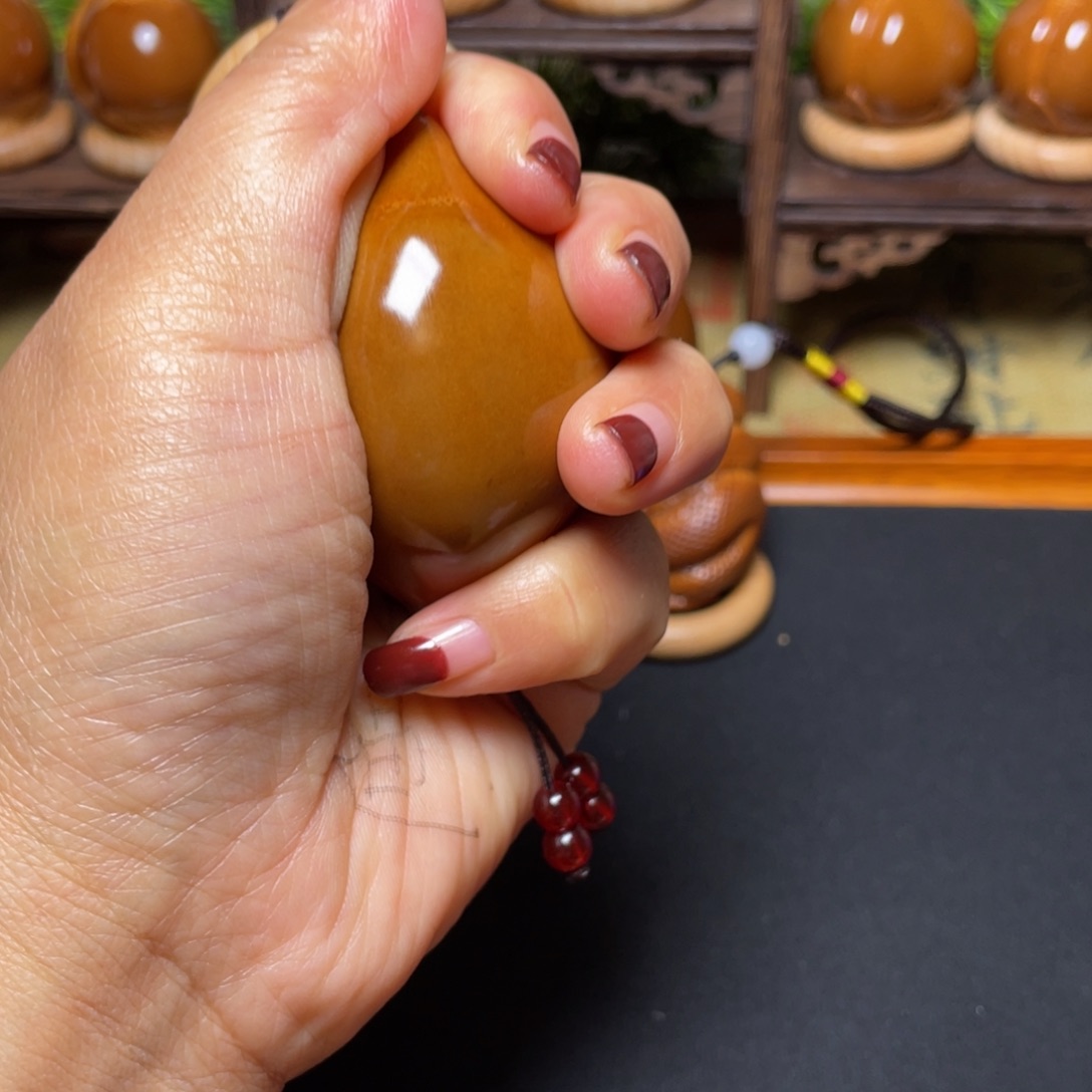 橄榄核吊坠蝴蝶44穿配