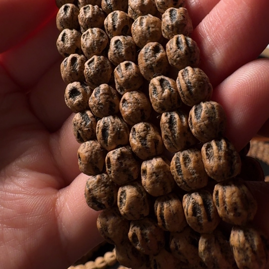 汤***么柏香籽/百香籽吊坠