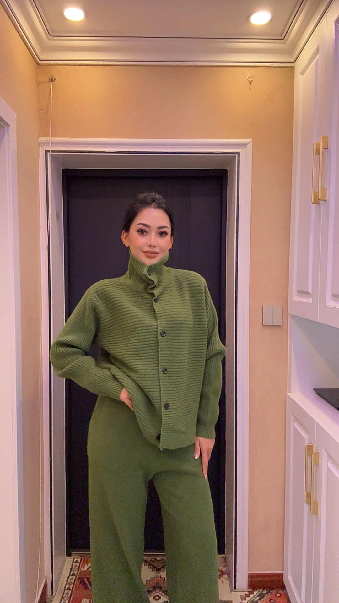 2025冬季款时尚高领针织套装高级感毛衣长裤两件套气质百搭——4