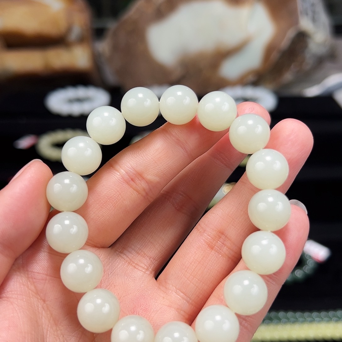 和田玉手链未镶嵌