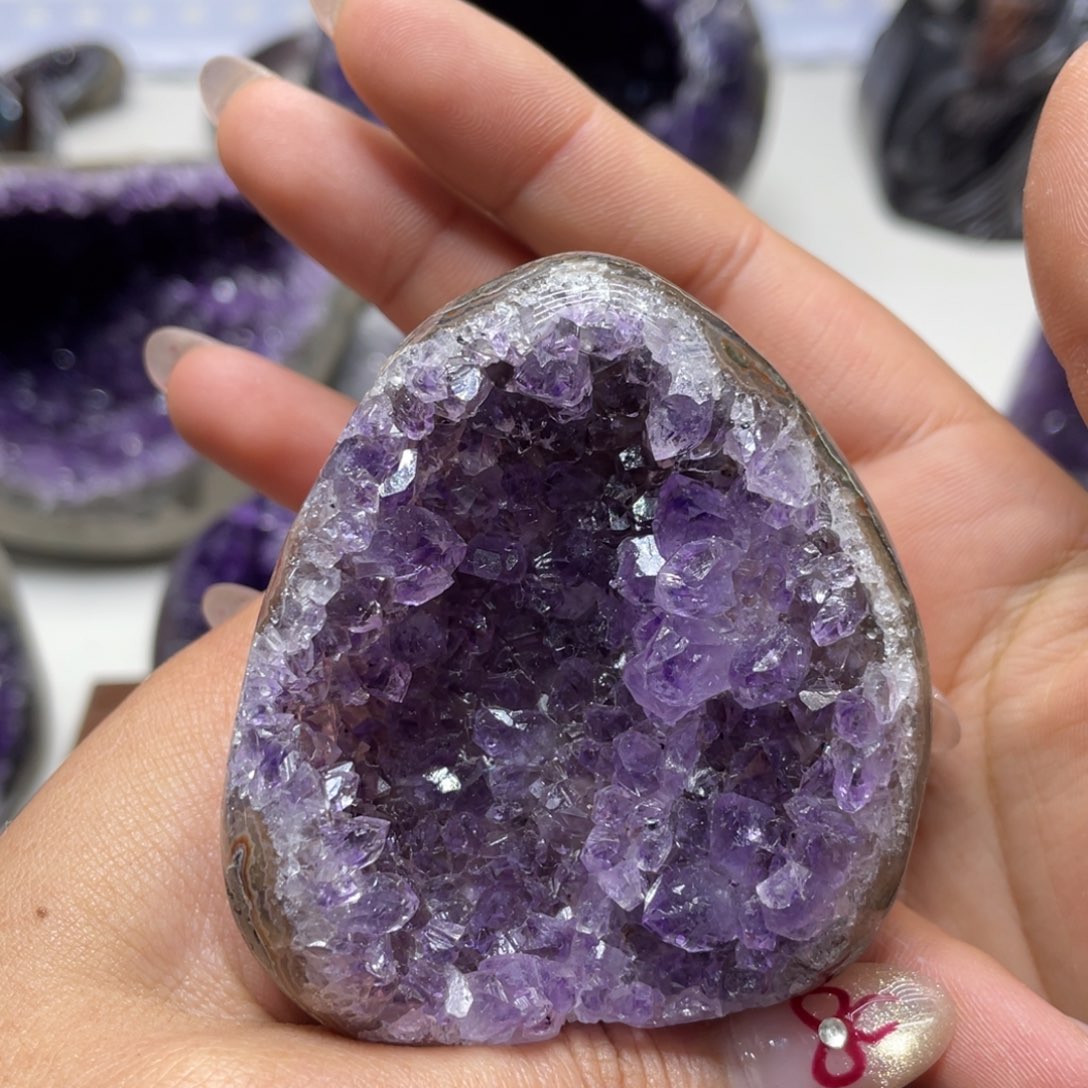 紫晶大型摆件（非配饰）未镶嵌