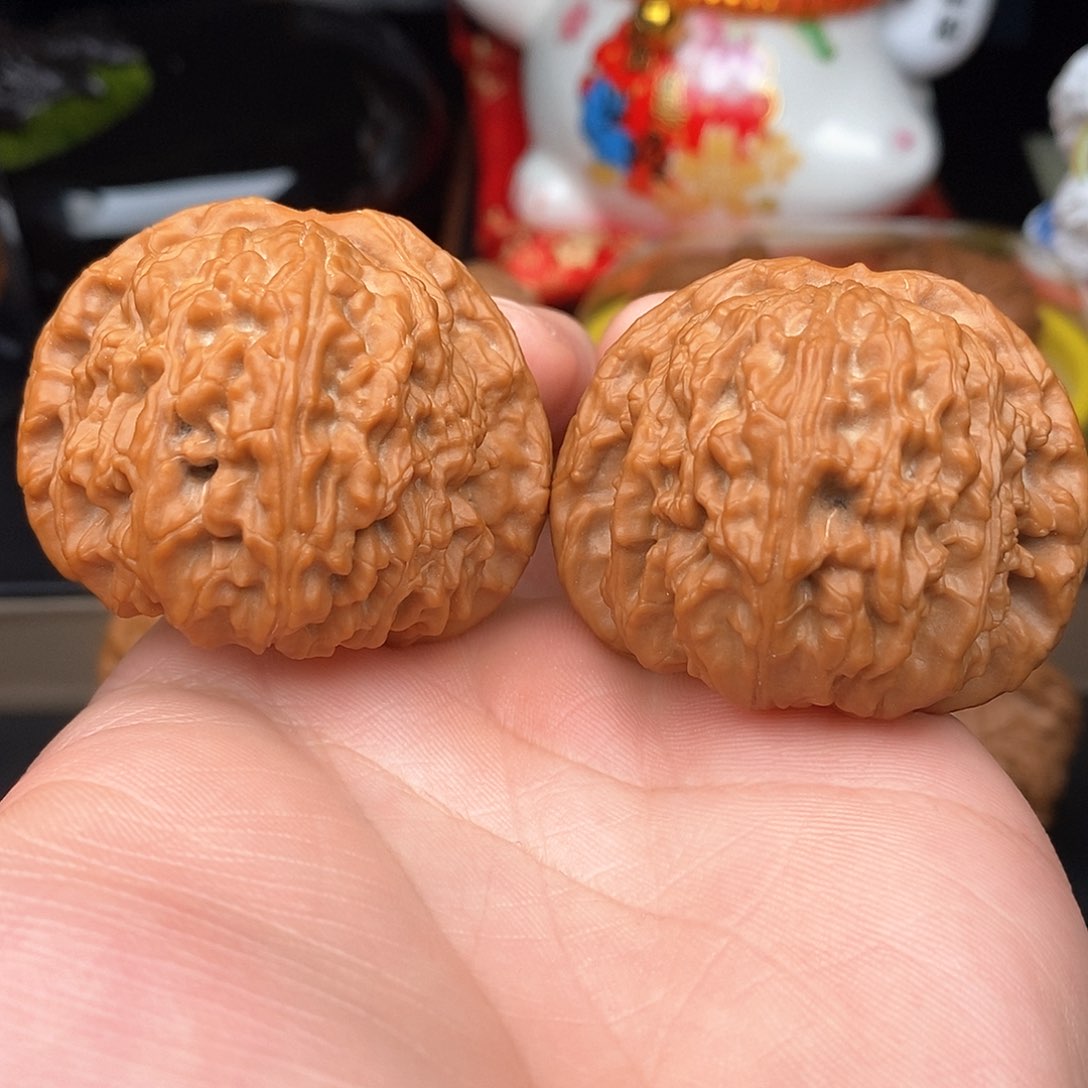 文玩核桃把件45.5白狮子