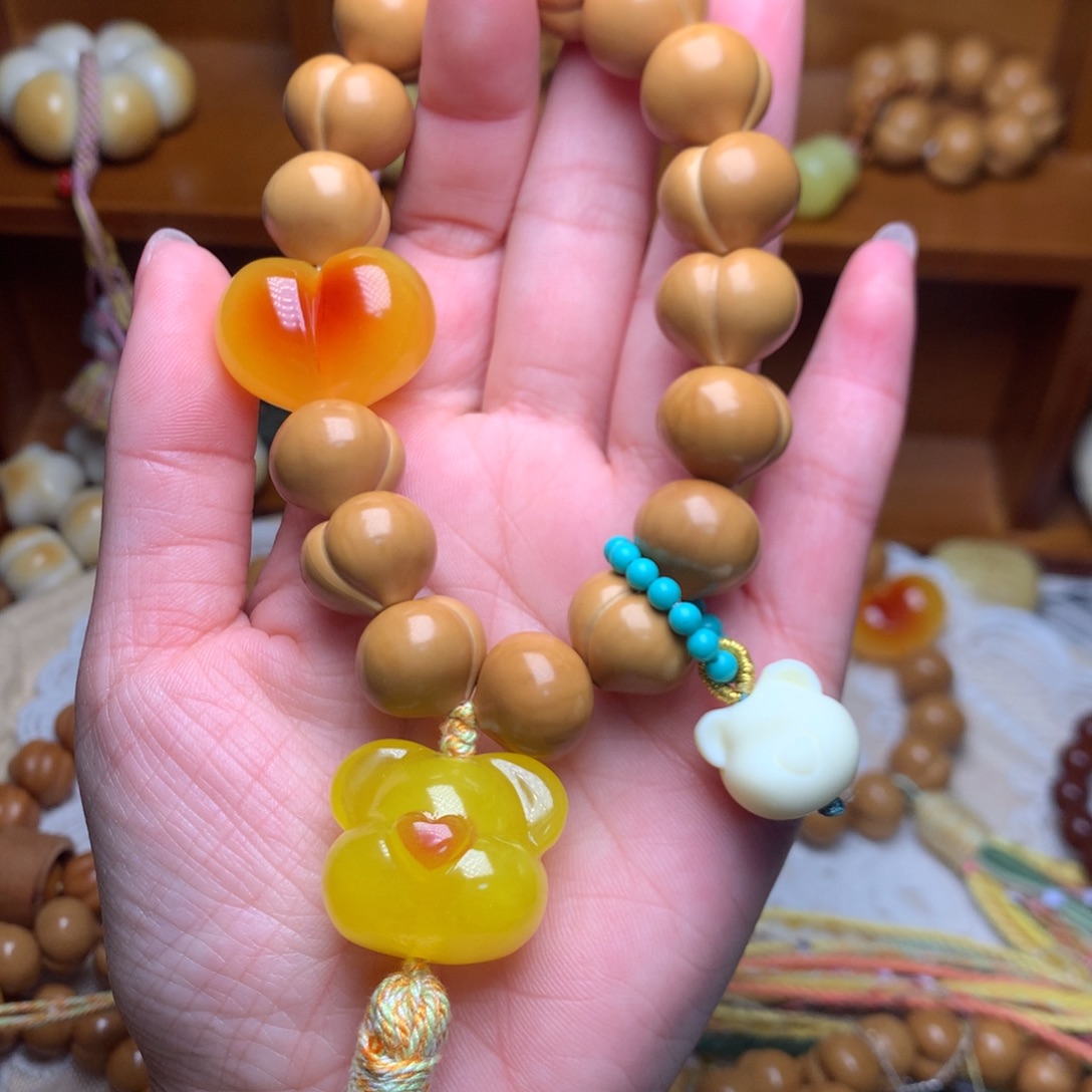 吊坠猴头核桃15高定屁桃手持定制