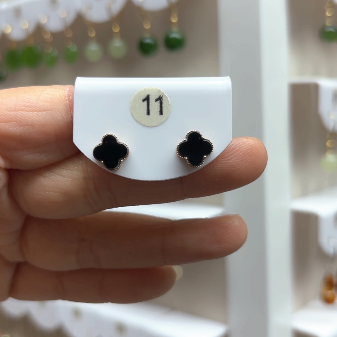 和田玉耳饰18K金镶嵌