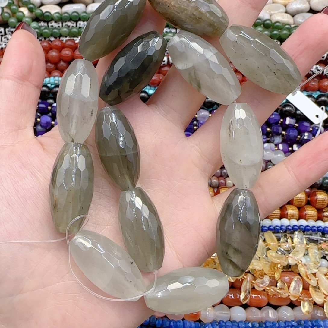 玛瑙/玉髓珠宝半成品未镶嵌绿水晶切面勒子15×30