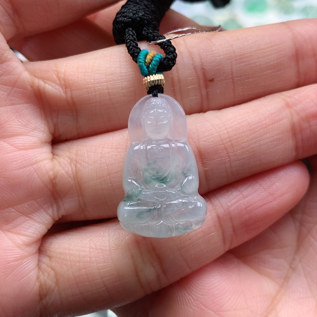 翡翠吊坠(不含链)未镶嵌大日如来