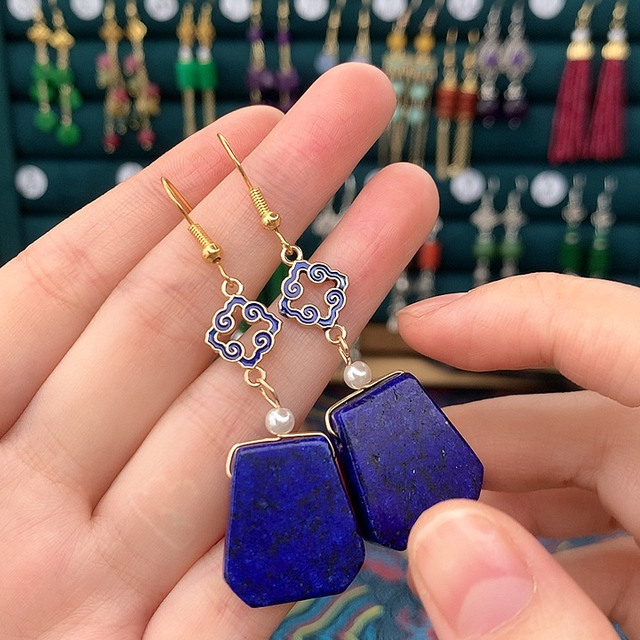 石英质玉耳钉合金607