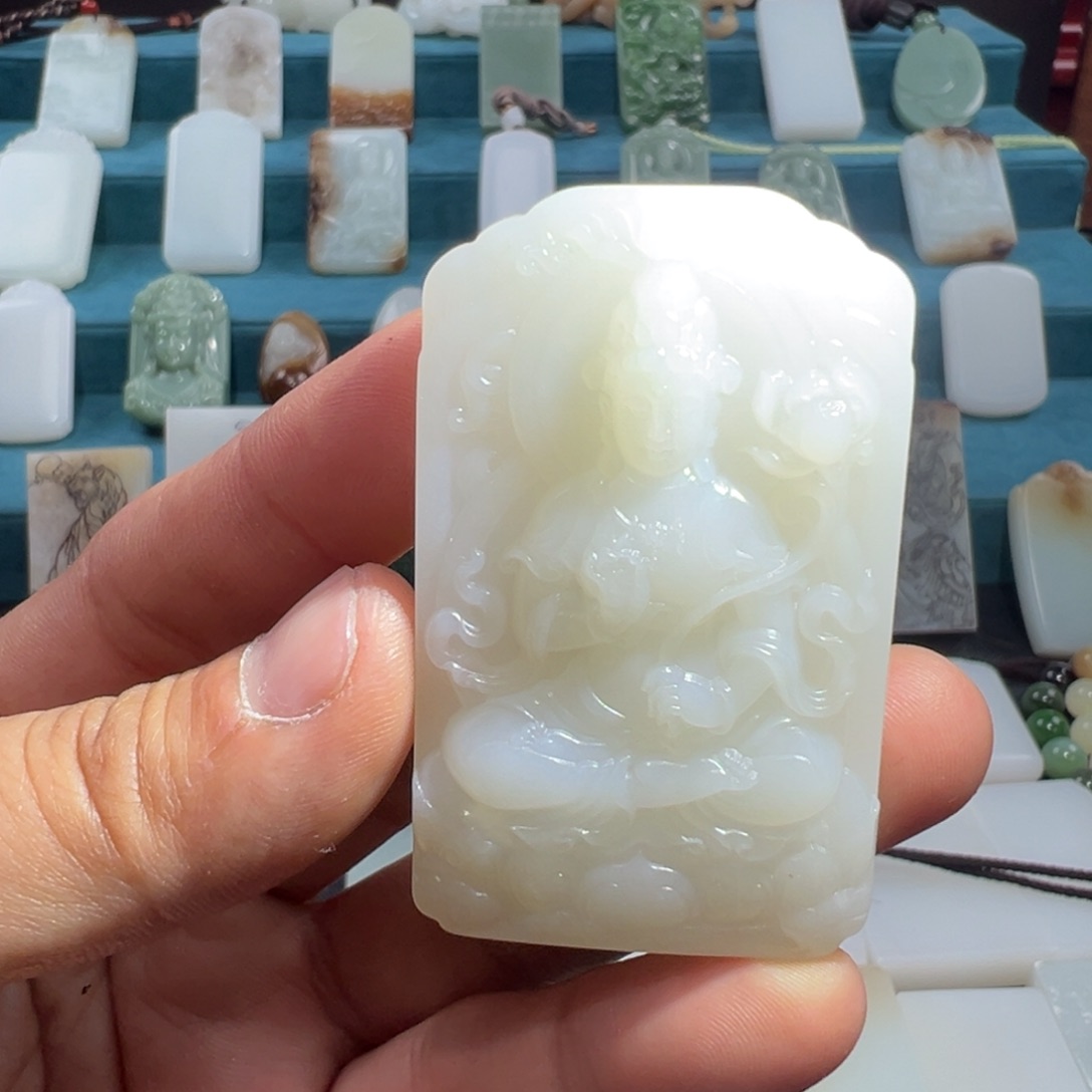 和田玉未镶嵌颈饰