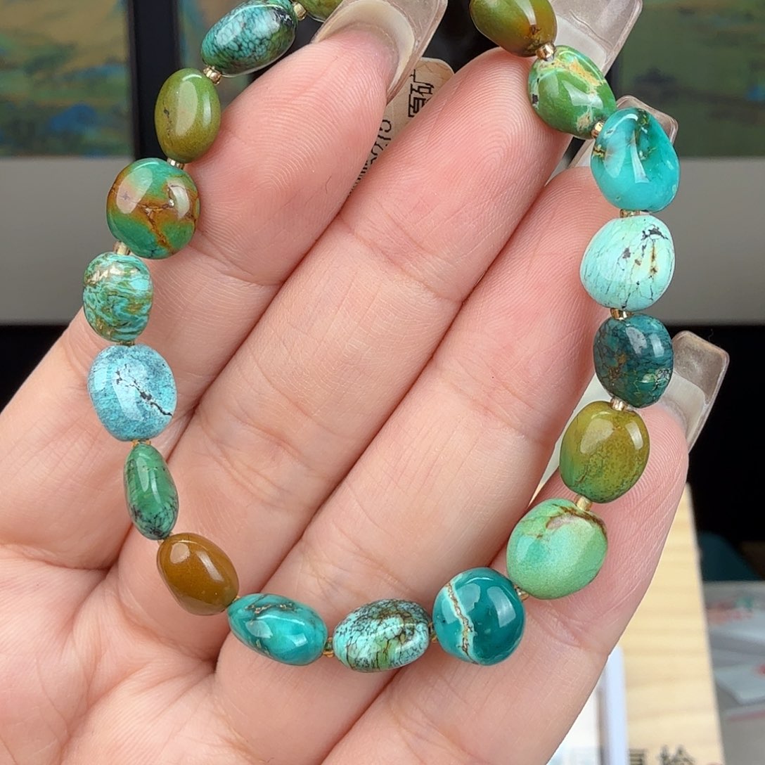 绿松石未镶嵌珠宝奇石