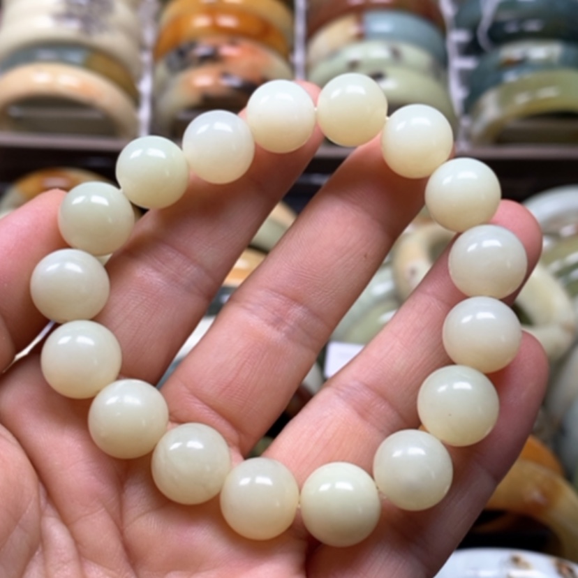 【闪购商品】蛇纹石玉未镶嵌手镯