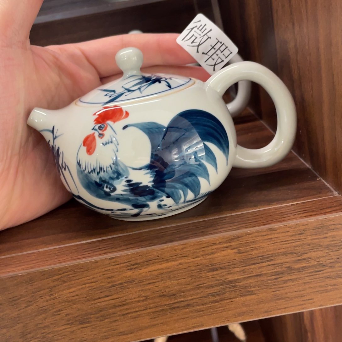 釉下手绘茶具微瑕