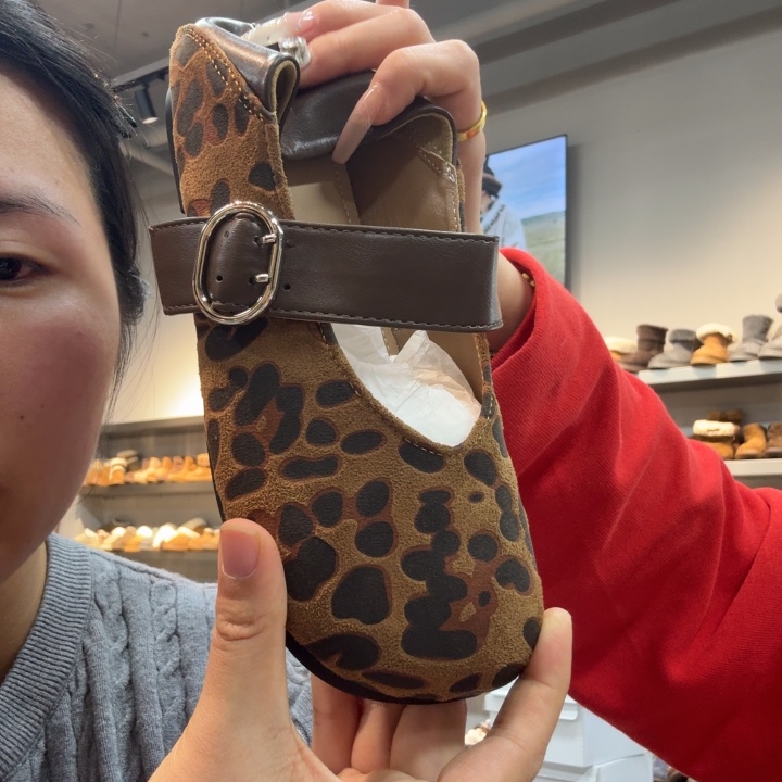3737373737偏小一码
