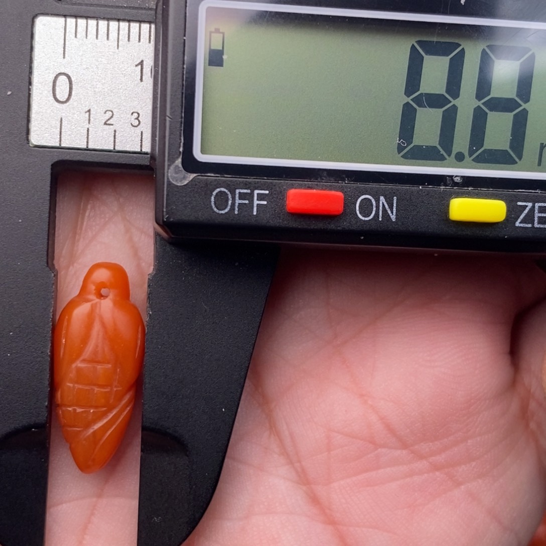 南红玛瑙配饰未镶嵌