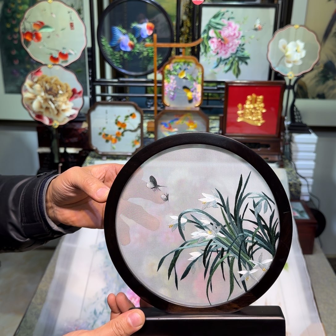 刺绣刺绣工艺精湛