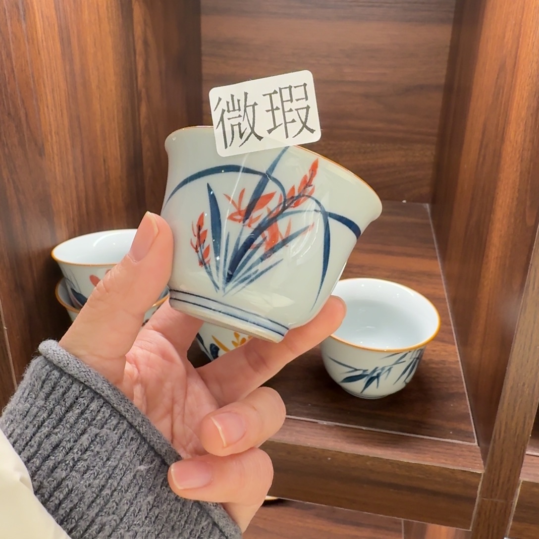 釉下手绘茶具微瑕
