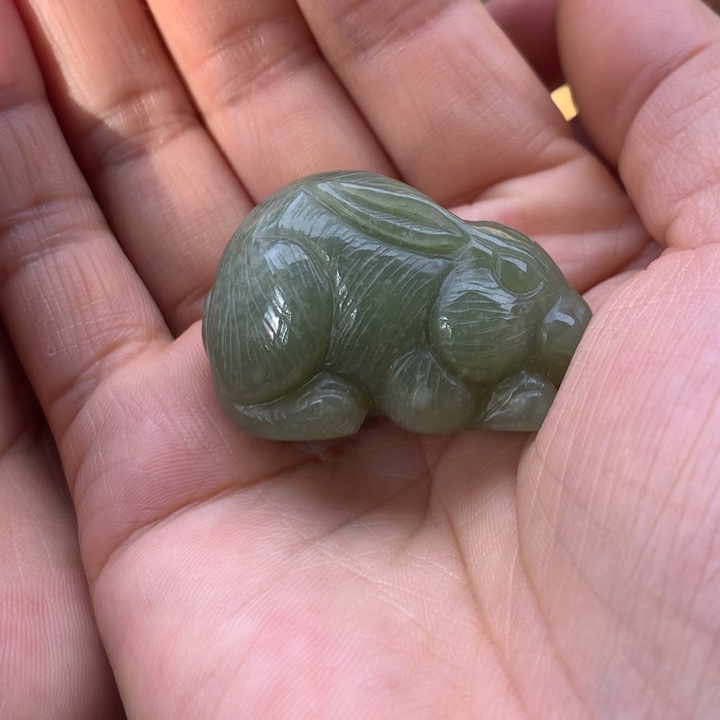 【闪购商品】透闪石质玉吊坠未镶嵌