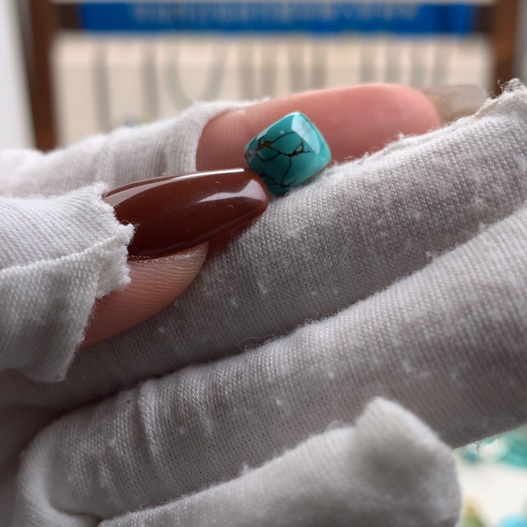 绿松石配饰未镶嵌八***风