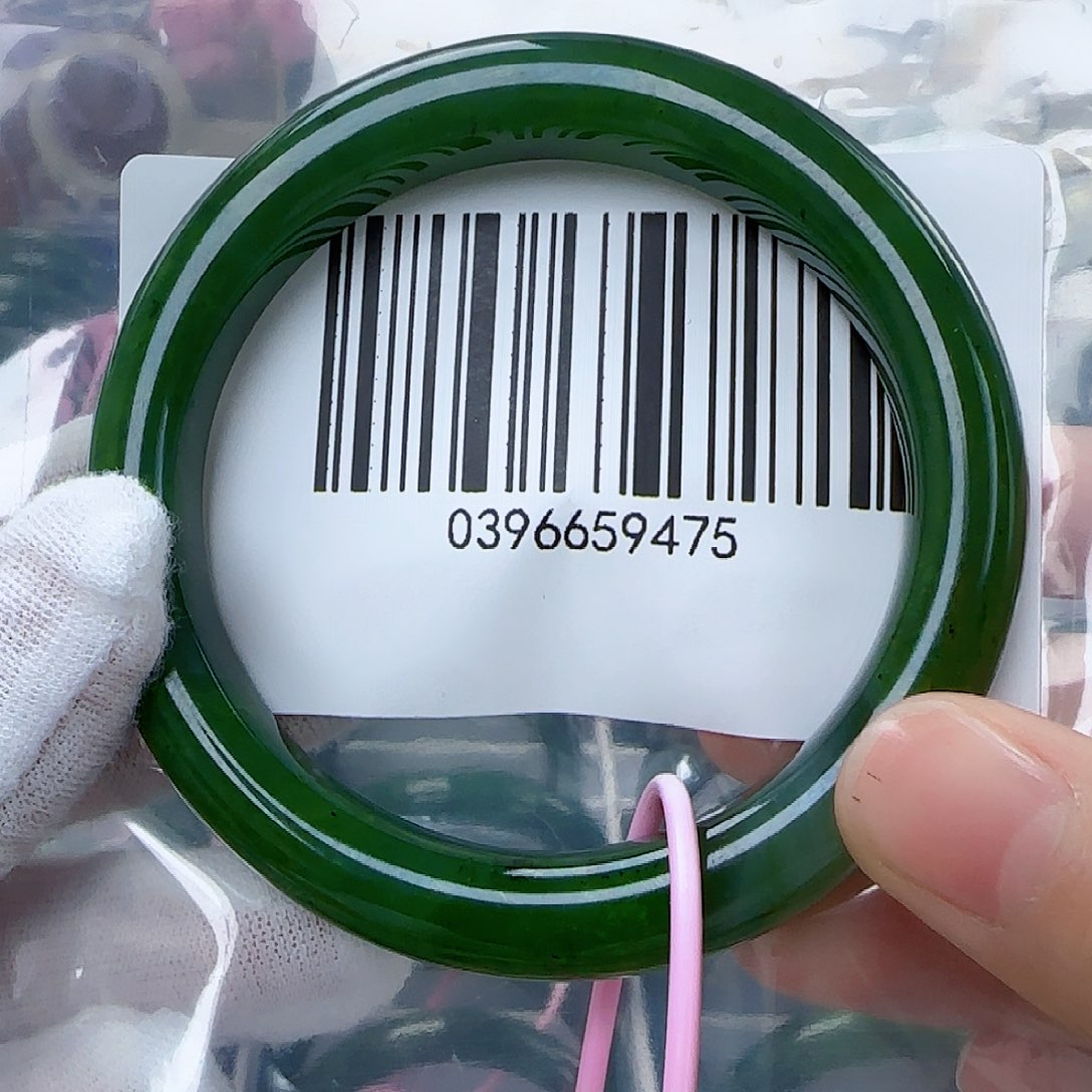 和田玉（碧玉）手镯未镶嵌包容5859