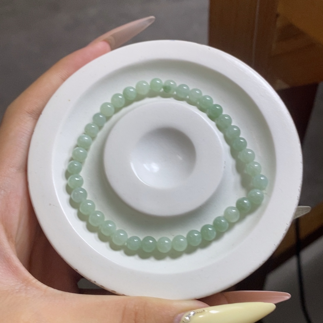 翡翠未镶嵌手链果肉卡5
