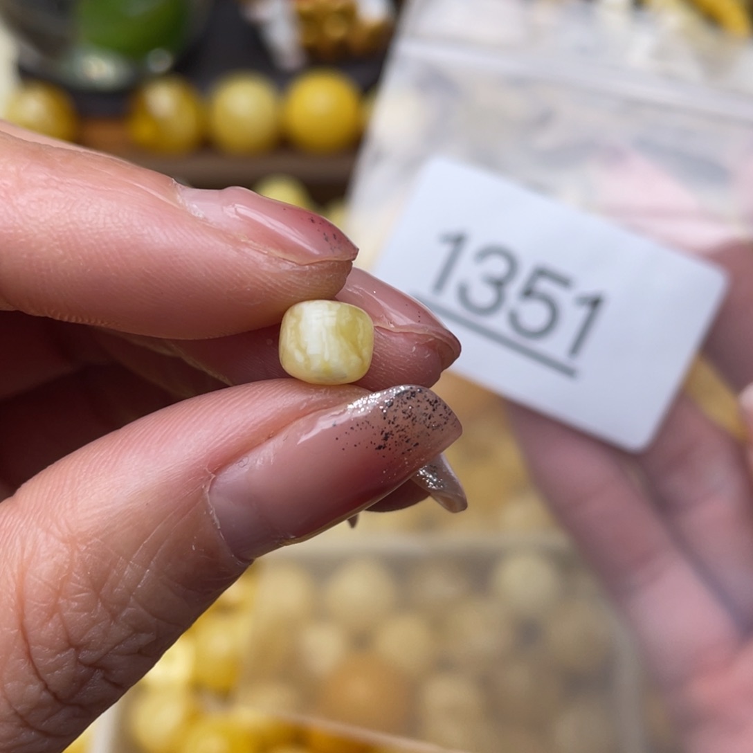 蜜蜡珠宝奇石未镶嵌7.2