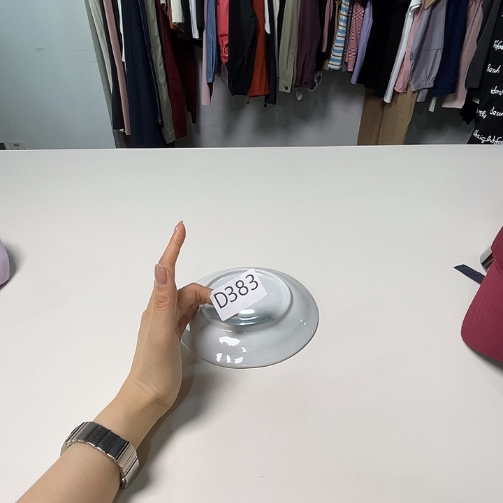 瓷片38浅紫色。。。。。。。。。。。。。。。。。。