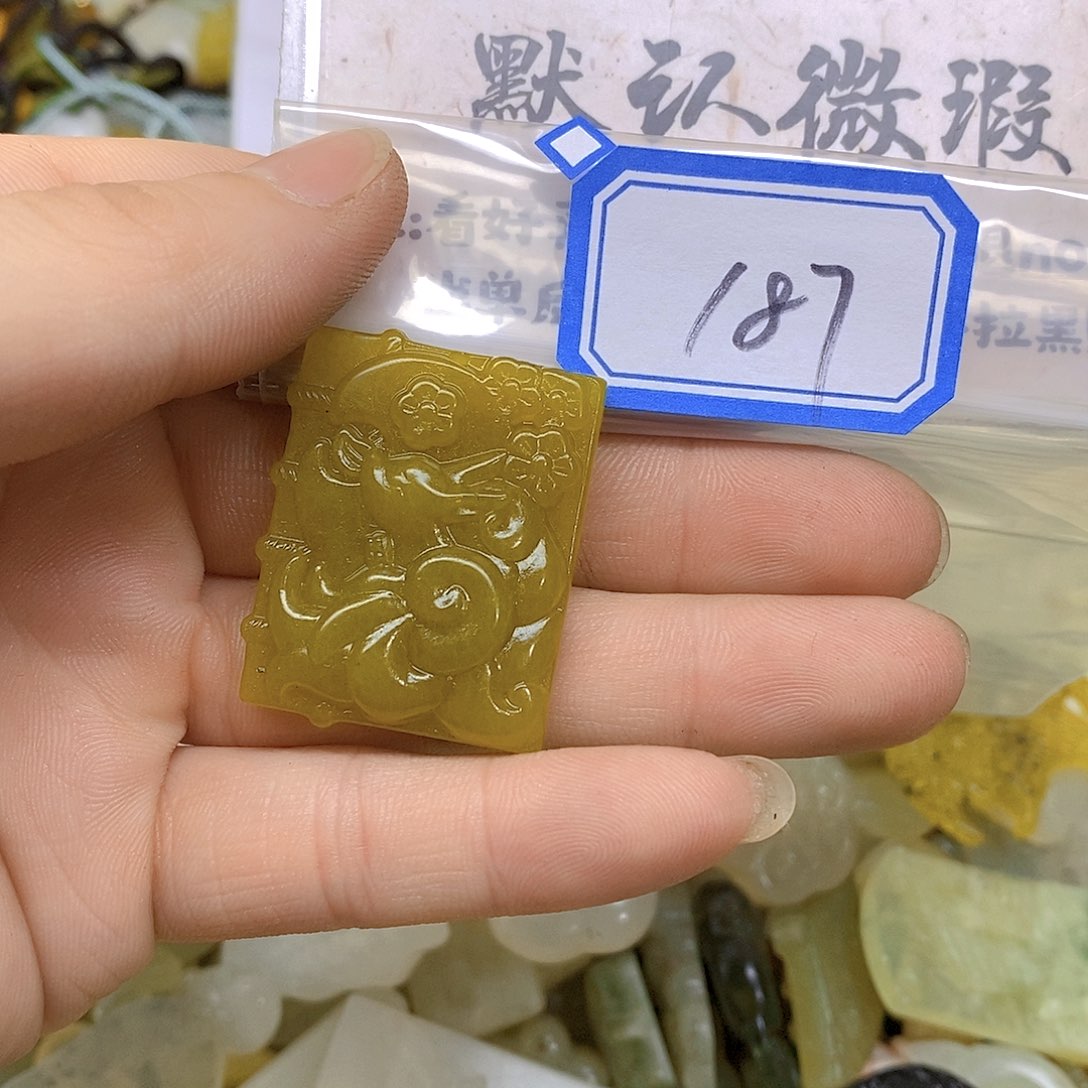 蛇纹石玉颈饰未镶嵌187