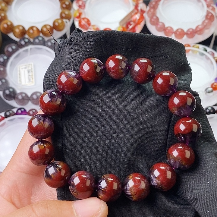 水晶手链未镶嵌心****?水晶