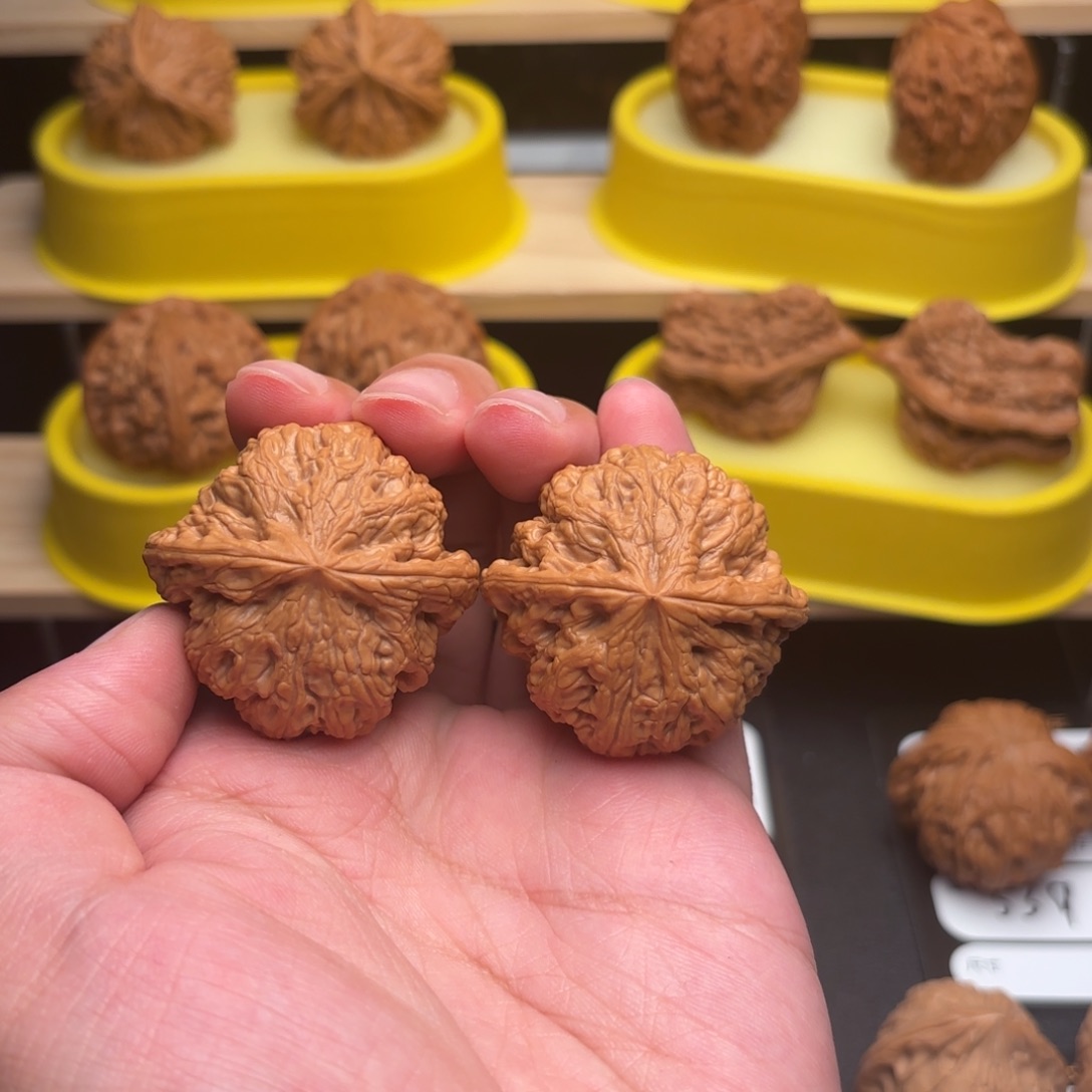 老***饭文玩核桃把件41粗筋388