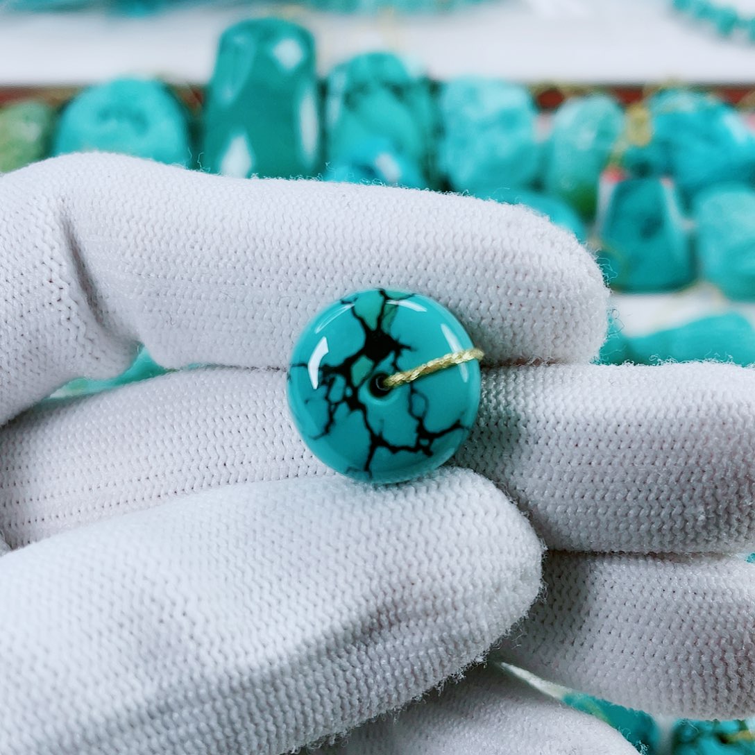 绿松石未镶嵌车挂