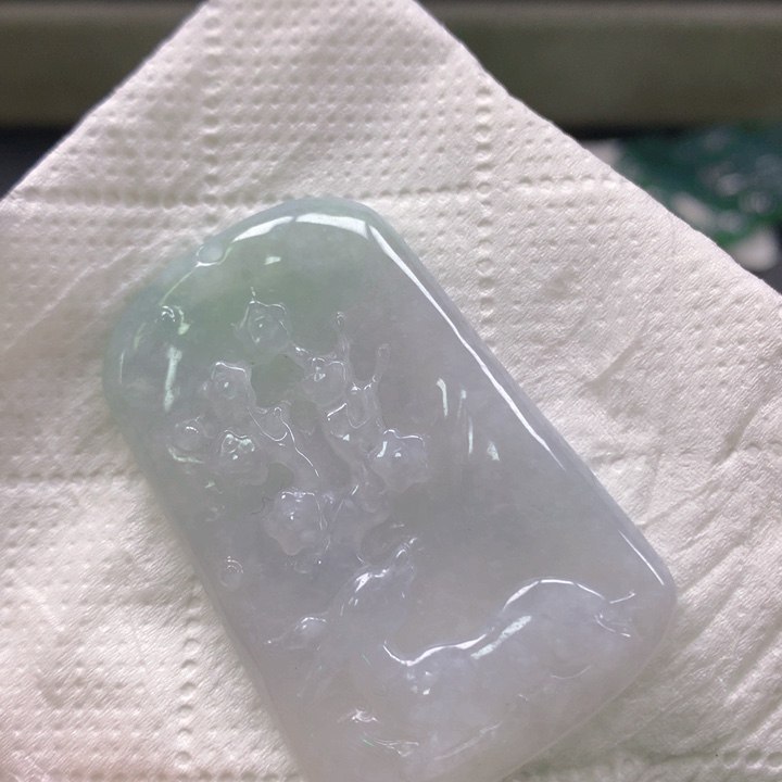 翡翠未镶嵌挂件翡翠