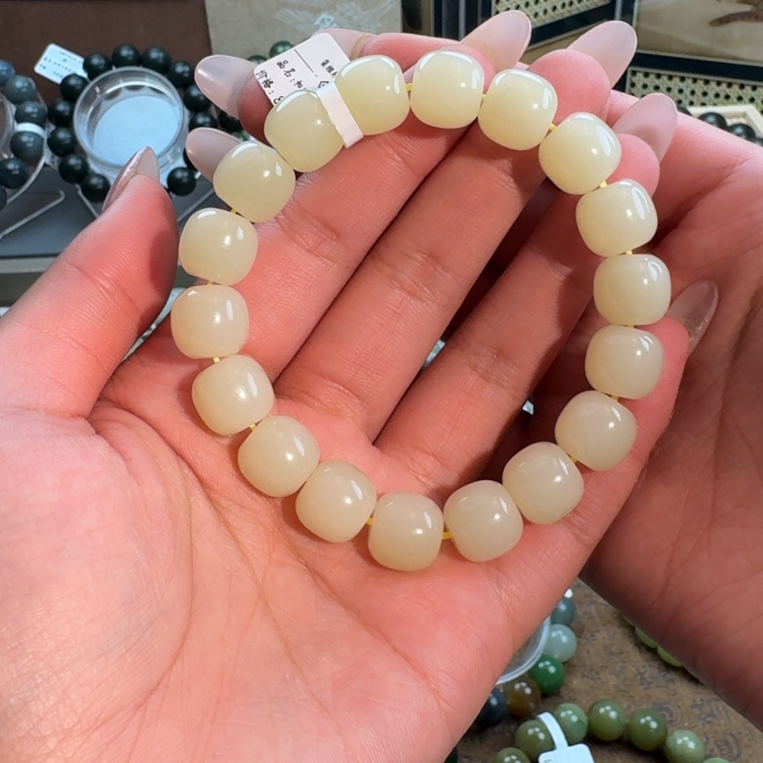 和田玉未镶嵌手链