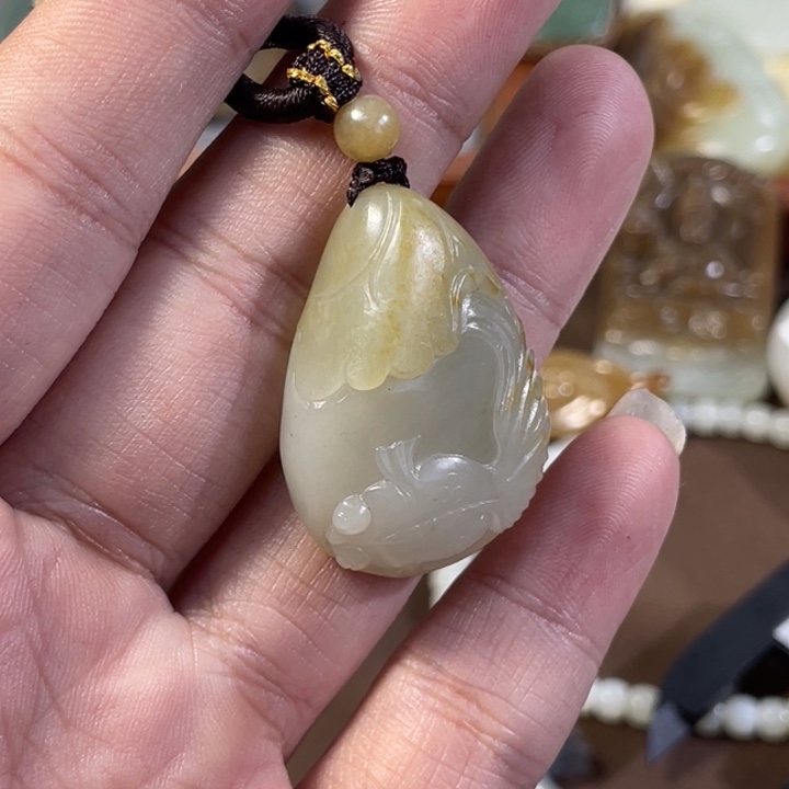 颈饰未镶嵌和田玉向**好