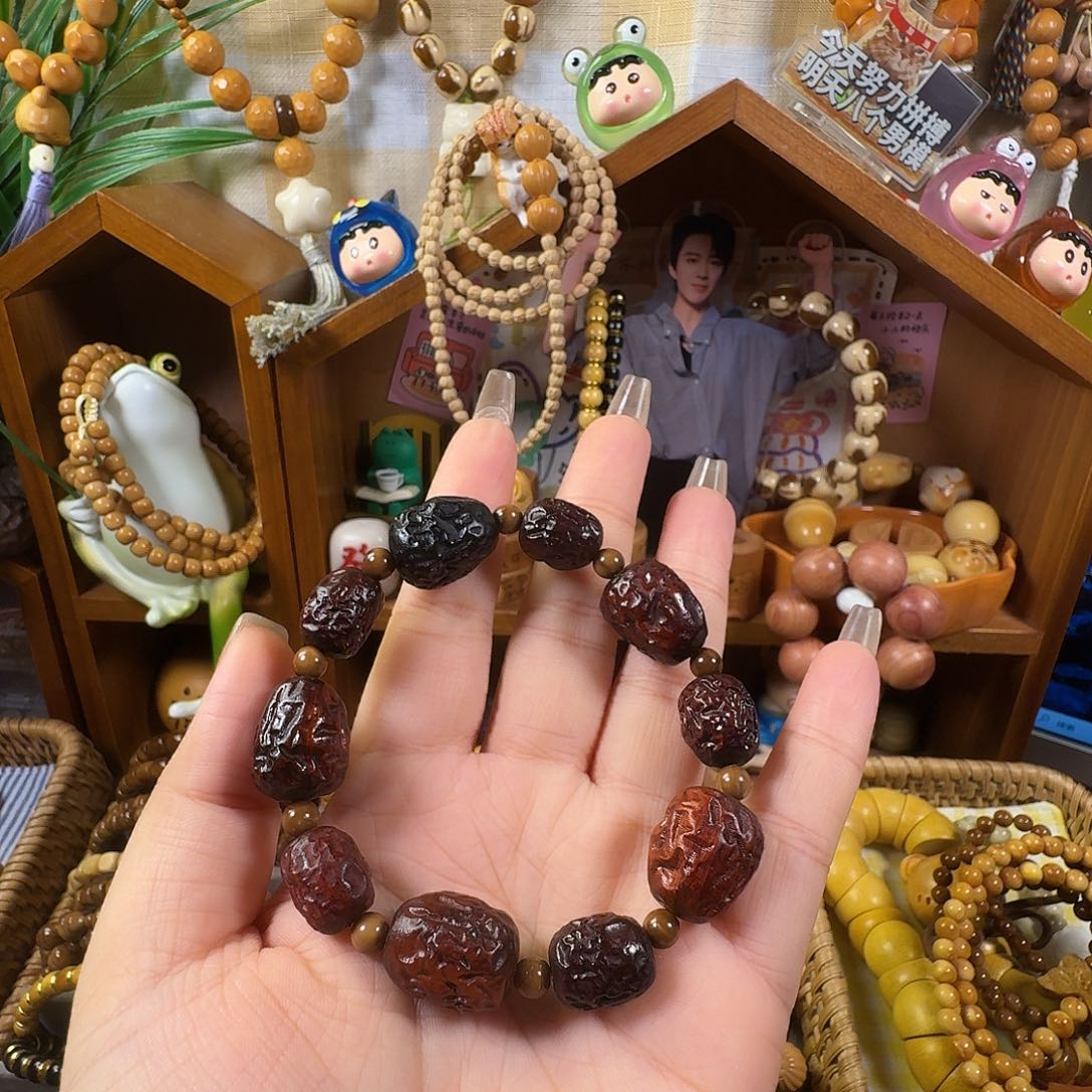 吊坠柏香籽/百香籽紫檀大枣