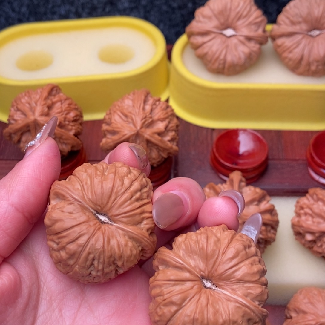 吊坠文玩核桃40红皮 凹底 南瓜