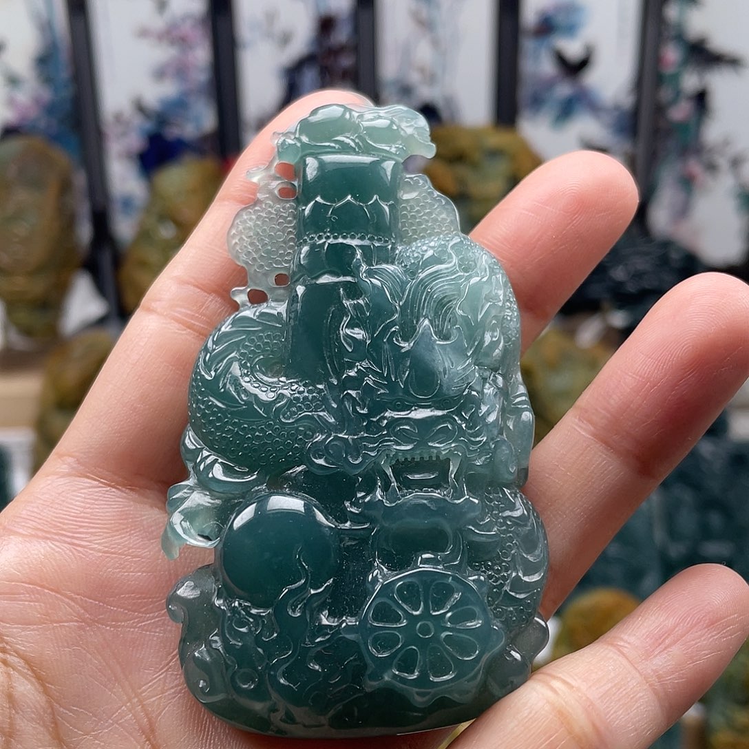 翡翠未镶嵌颈饰天然翡翠a货龙