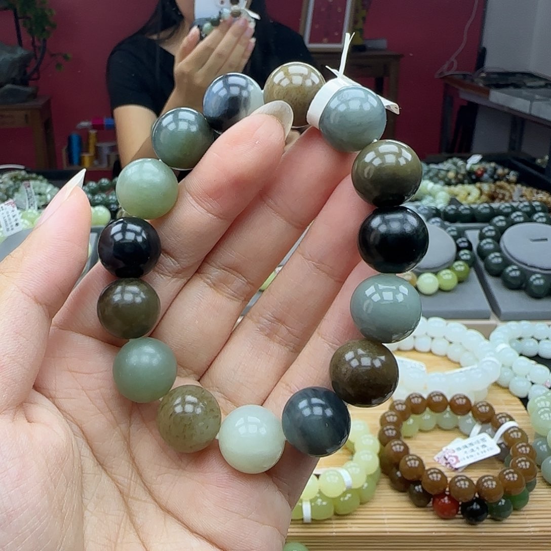 和田玉未镶嵌手链