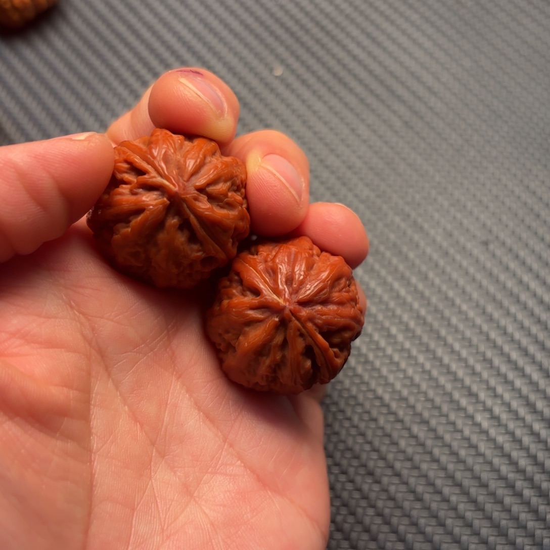 叫***楠文玩核桃吊坠一般对