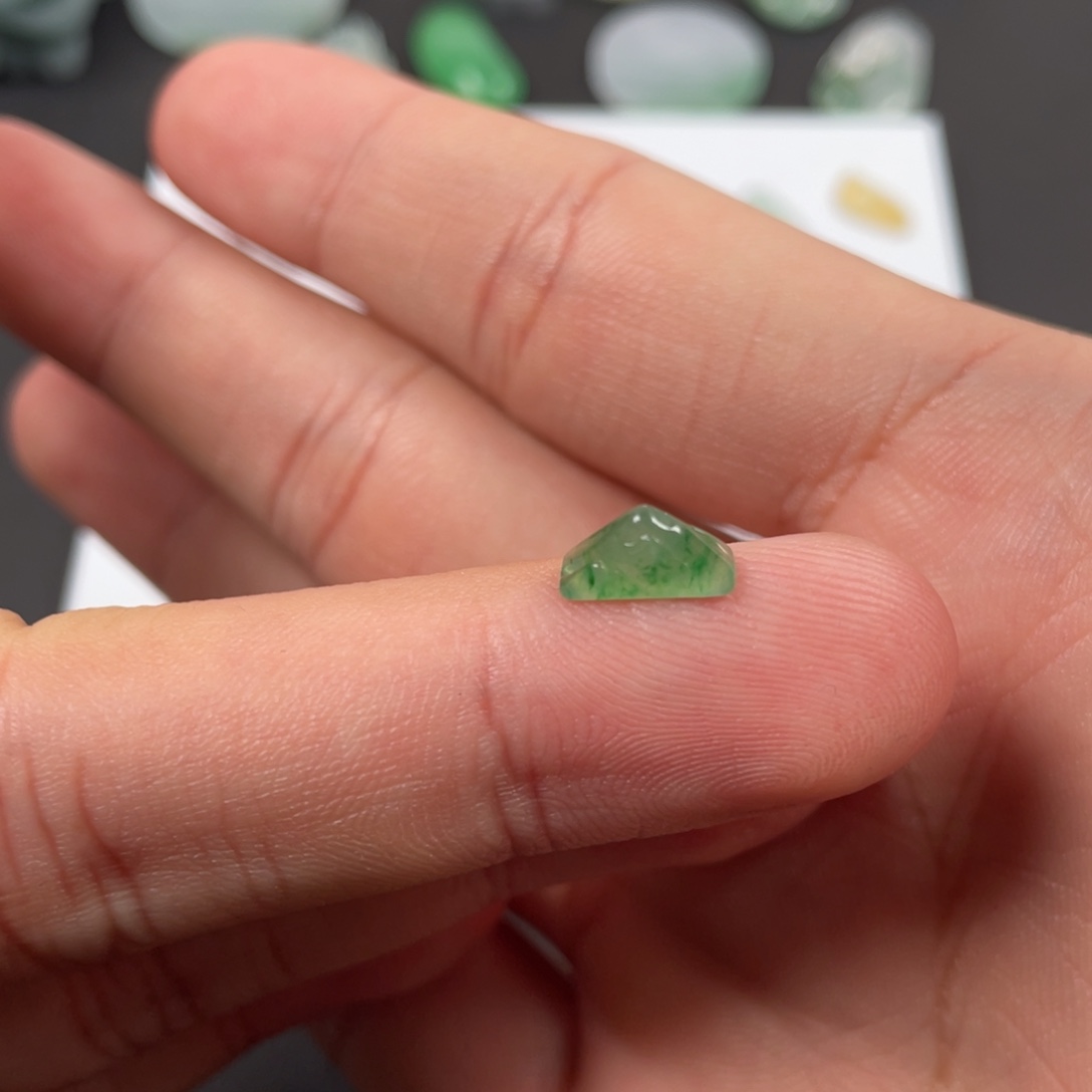 翡翠未镶嵌挂件翡翠珠宝翡翠珠宝